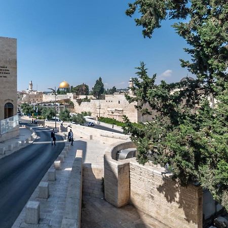 Litov Kotel Hotel - A Jewish Orthodox Hotel เยรูซาเลม ภายนอก รูปภาพ