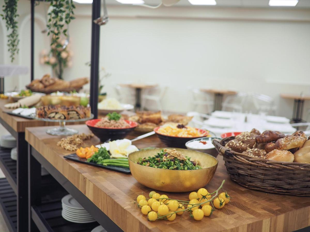 Litov Kotel Hotel - A Jewish Orthodox Hotel เยรูซาเลม ภายนอก รูปภาพ